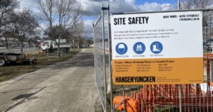 albury-mayor-questions-hospital-upgrade-amid-conflicting-timelines