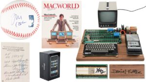 apple-memorabilia-auction-features-rare-items-ending-august-21