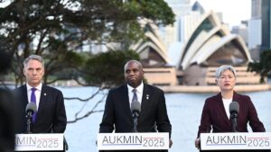 australia-and-uk-finalize-50-year-pact-to-strengthen-aukus