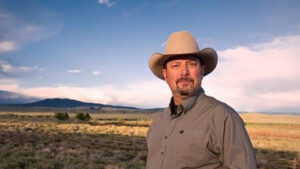 c-j-box-delivers-gripping-thriller-in-battle-mountain-