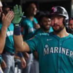 cal-raleigh-hits-two-homers-as-mariners-defeat-tigers-12-3