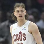 cavaliers-re-sign-promising-forward-luke-travers-on-two-way-deal