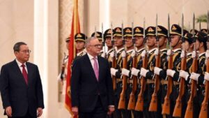 china-commends-australian-pm-for-reviving-bilateral-relations