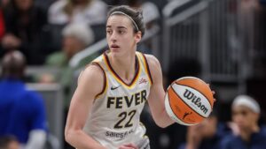 clark-out-with-injury-jones-returns-for-fever-liberty-clash