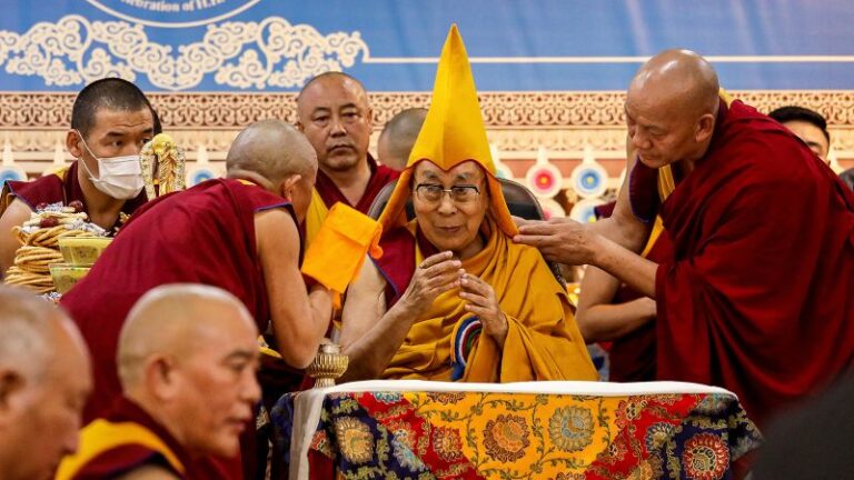 dalai-lama-ensures-continuation-of-tibetan-buddhist-leadership-amidst-china-tensions