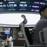 dollar-strengthens-as-asian-markets-react-to-trade-tensions