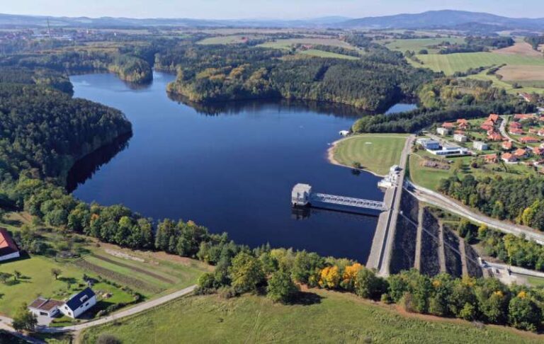 european-lakes-groundwater-connections-key-to-climate-resilience-study-finds