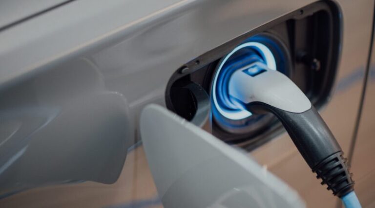 ev-charging-expansion-gathers-pace-amid-tax-credit-uncertainty
