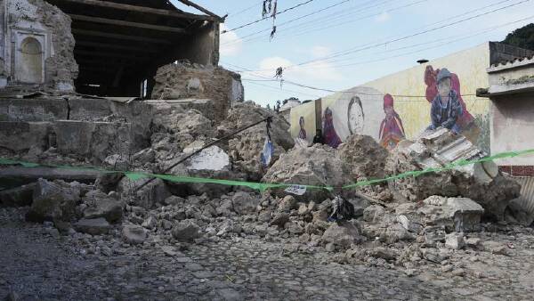 four-lives-lost-as-over-150-earthquakes-shake-guatemala