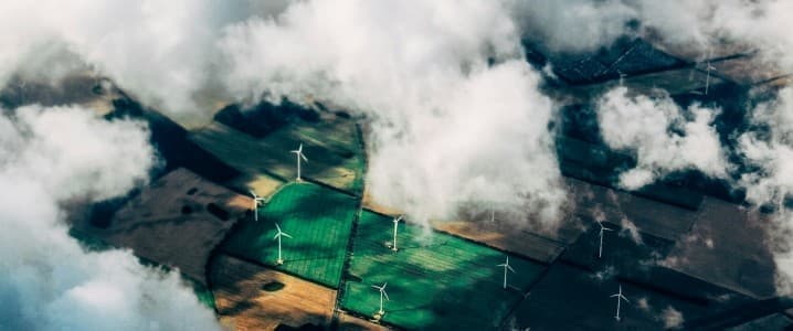 global-renewable-energy-gains-momentum-amid-geopolitical-challenges