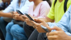 google-plans-legal-action-against-australia-over-youtube-ban