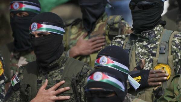 hamas-offers-to-release-10-hostages-amid-truce-negotiations