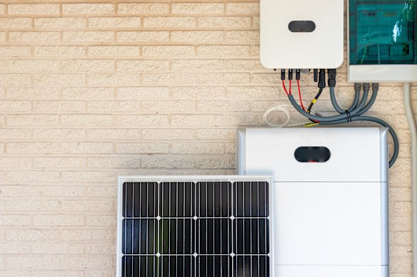 home-battery-sales-surge-as-new-rebates-drive-adoption