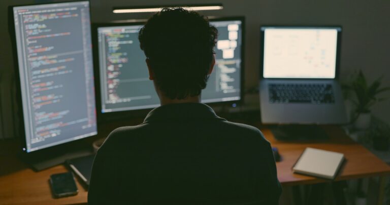 indian-engineer-sparks-debate-with-overemployment-strategy