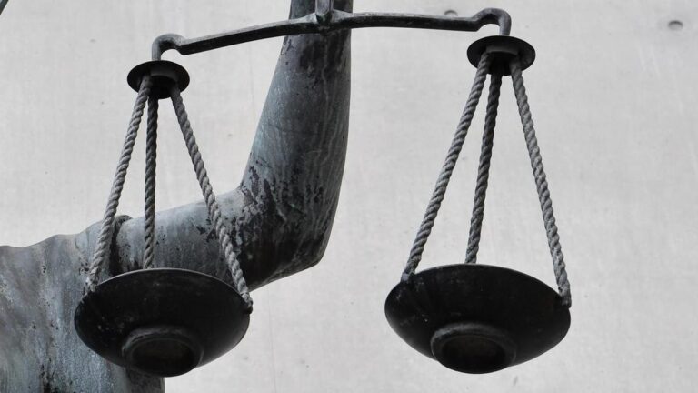 investor-illusionist-accused-of-defrauding-253-million