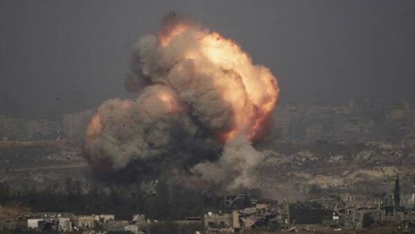 israeli-airstrikes-kill-34-in-gaza-as-ceasefire-talks-stagnate