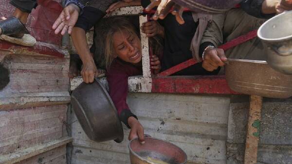 israeli-military-announces-aid-airdrops-amid-ongoing-violence-in-gaza