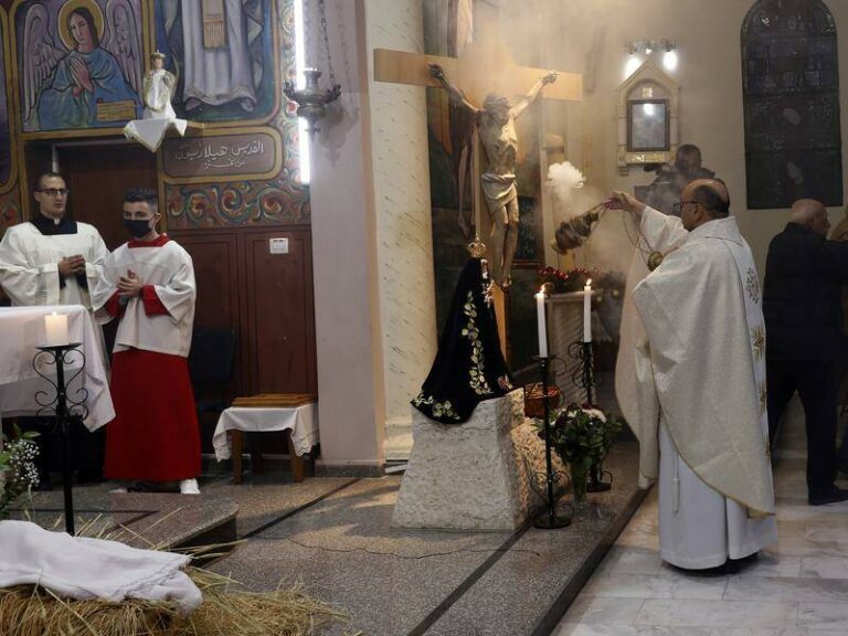 israeli-strikes-kill-22-in-gaza-including-church-casualties