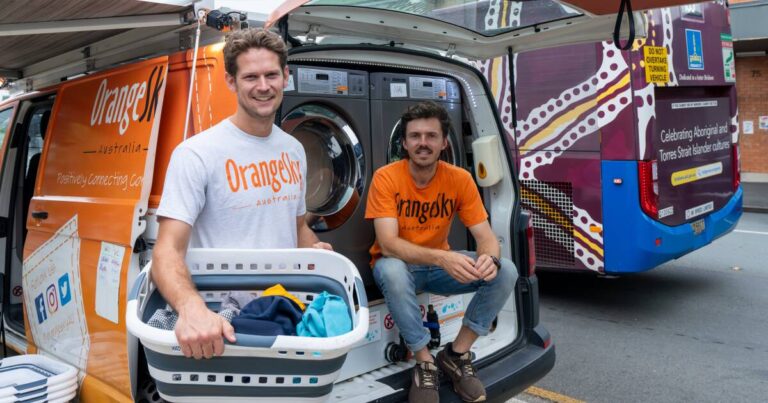 join-the-sudsy-challenge-wear-the-same-outfit-for-3-days-