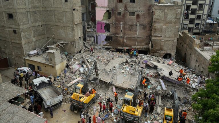 karachi-building-collapse-21-dead-amid-safety-concerns