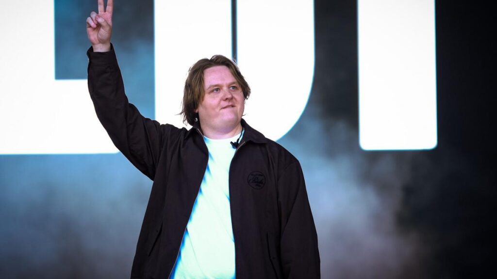 lewis-capaldi-announces-new-ep-amid-triumphant-return-to-music