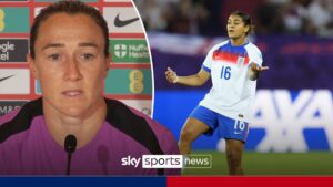 lucy-bronze-stands-firmly-with-jess-carter-after-racist-abuse