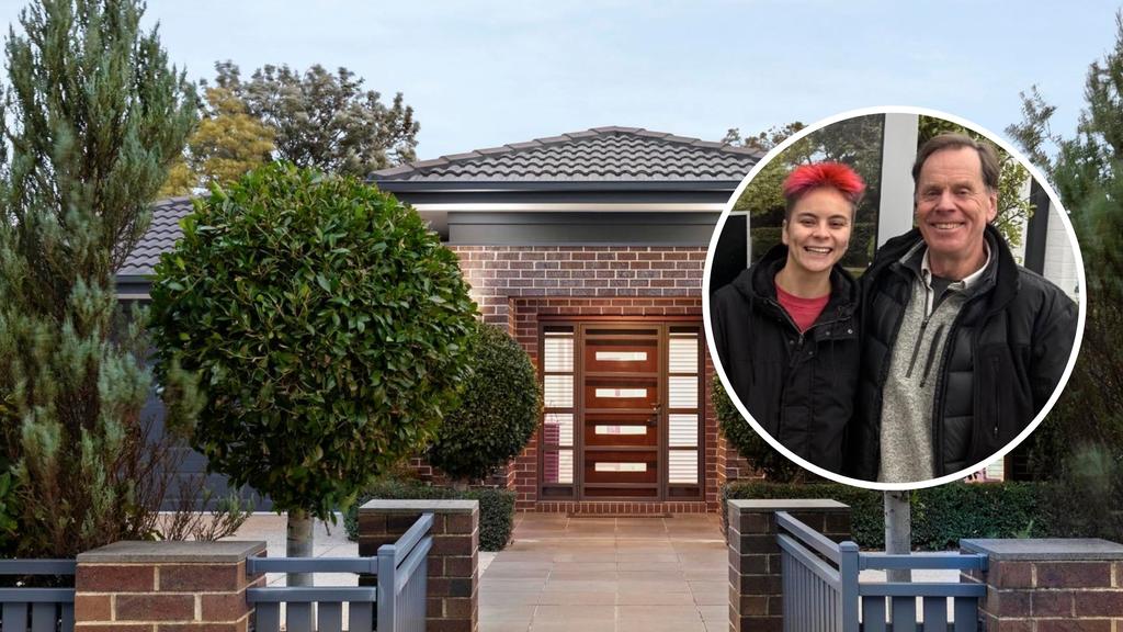 mount-waverley-home-fetches-2-33-million-in-competitive-auction