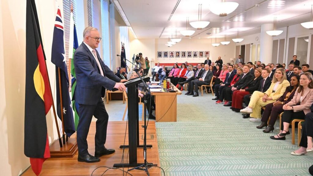 mps-gather-for-urgent-opening-of-australia-s-48th-parliament