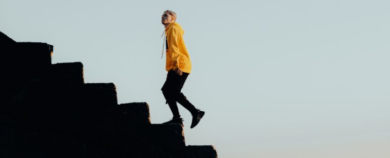 new-study-reveals-7-000-steps-daily-enhances-health-benefits