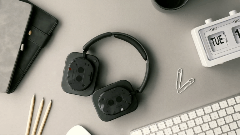 nothing-headphone-1-reviews-a-new-contender-in-the-audio-market