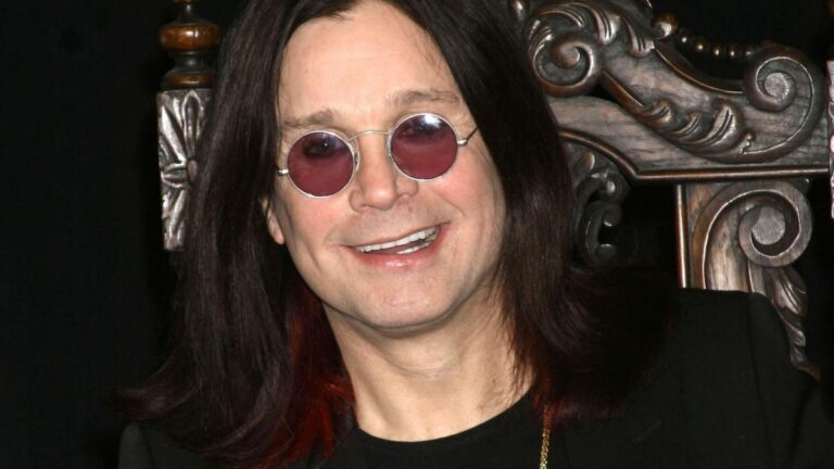 ozzy-osbourne-passes-away-after-final-show-in-birmingham