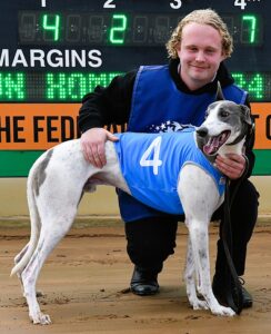 penola-trainer-aims-for-victory-with-sharp-thief-in-upcoming-cup