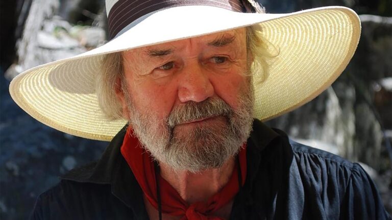 pioneering-tv-chef-peter-russell-clarke-passes-away-at-89