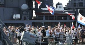 putin-marks-navy-day-in-st-petersburg-amid-drone-attacks