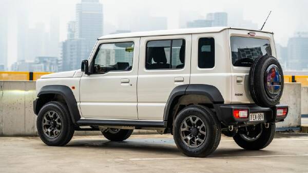 suzuki-halts-deliveries-of-jimny-suv-in-australia-due-to-error