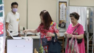 taiwanese-voters-reject-recall-of-pro-china-nationalist-mps