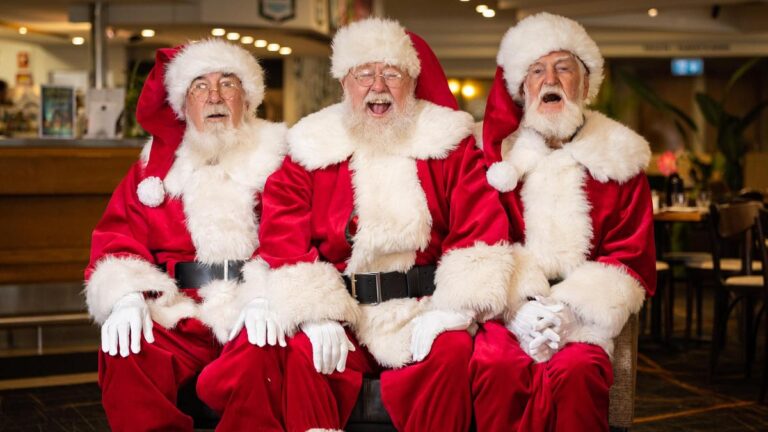 talent-agency-scene-to-believe-seeks-40-santas-for-christmas-magic