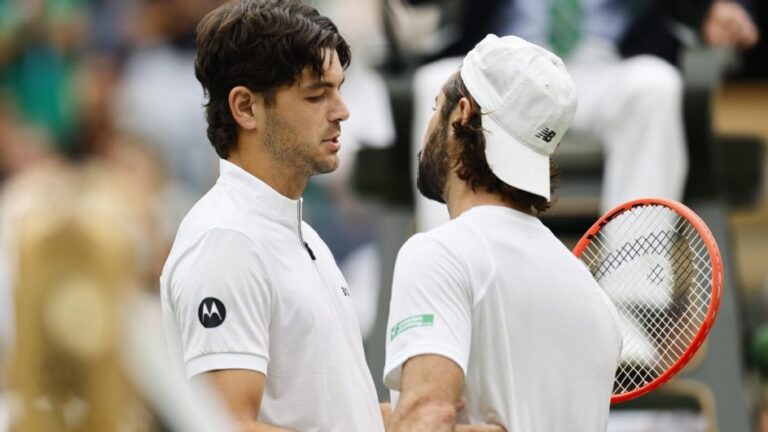 taylor-fritz-advances-to-wimbledon-quarters-after-thompson-injury