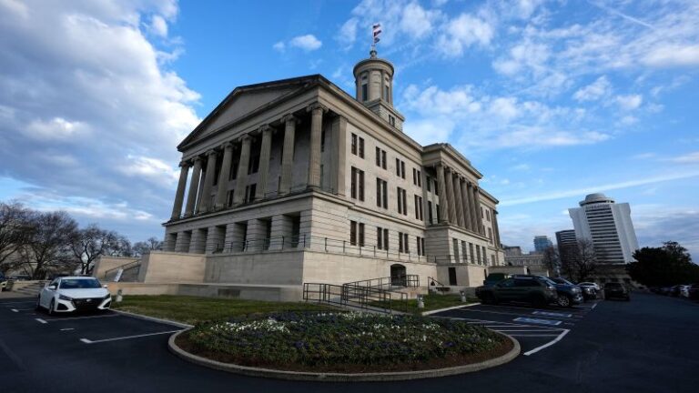 tennessee-law-targets-teen-bullies-by-revoking-driving-privileges