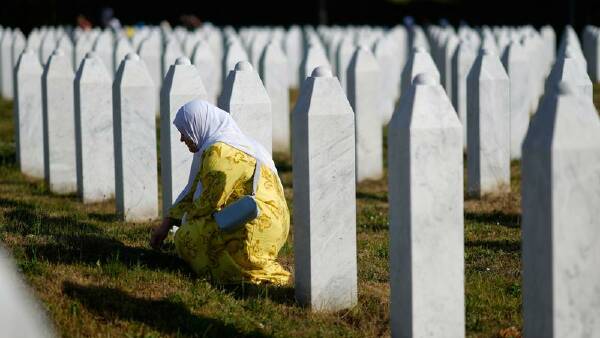 thousands-commemorate-30th-anniversary-of-srebrenica-genocide