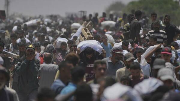 tragedy-at-gaza-aid-distribution-20-killed-in-crowd-surge