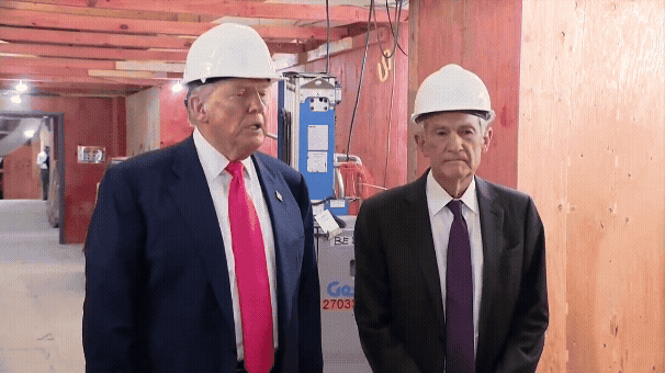 trump-and-powell-clash-over-federal-reserve-costs-in-tense-exchange