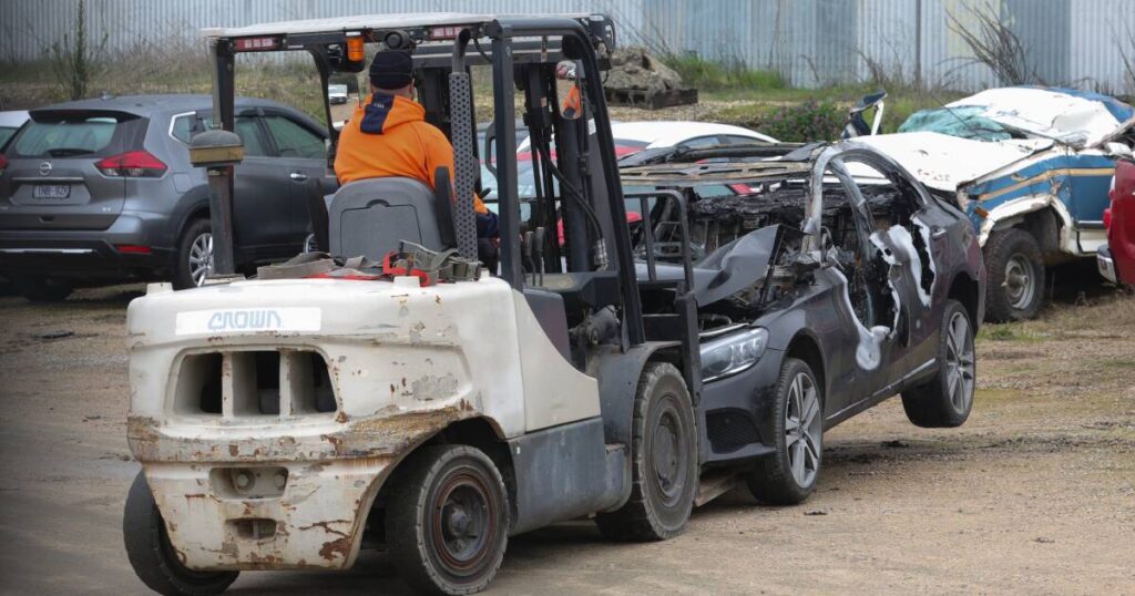 urgent-investigation-launched-after-mercedes-benz-torched-in-wodonga