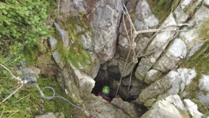 urgent-rescue-injured-cave-explorer-freed-in-italy-s-piedmont
