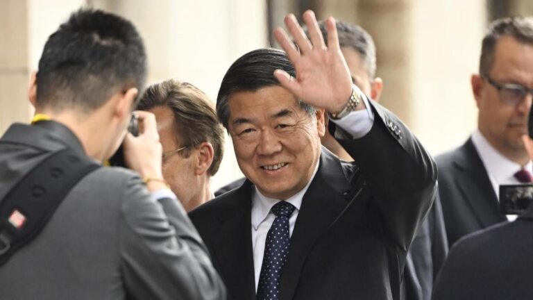 us-china-launch-urgent-tariff-talks-in-stockholm-today