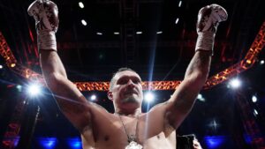 usyk-secures-knockout-victory-over-dubois-at-wembley-showdown