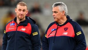 alastair-clarkson-champions-mark-williams-after-melbourne-departure