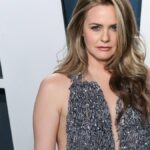 alicia-silverstone-excited-to-revive-cher-in-clueless-tv-reboot