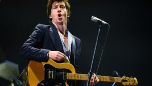 arctic-monkeys-ignite-comeback-speculation-with-new-label-launch