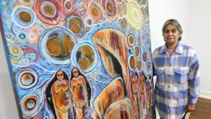 art-and-family-unite-in-carleen-eades-noongar-resilience-exhibition
